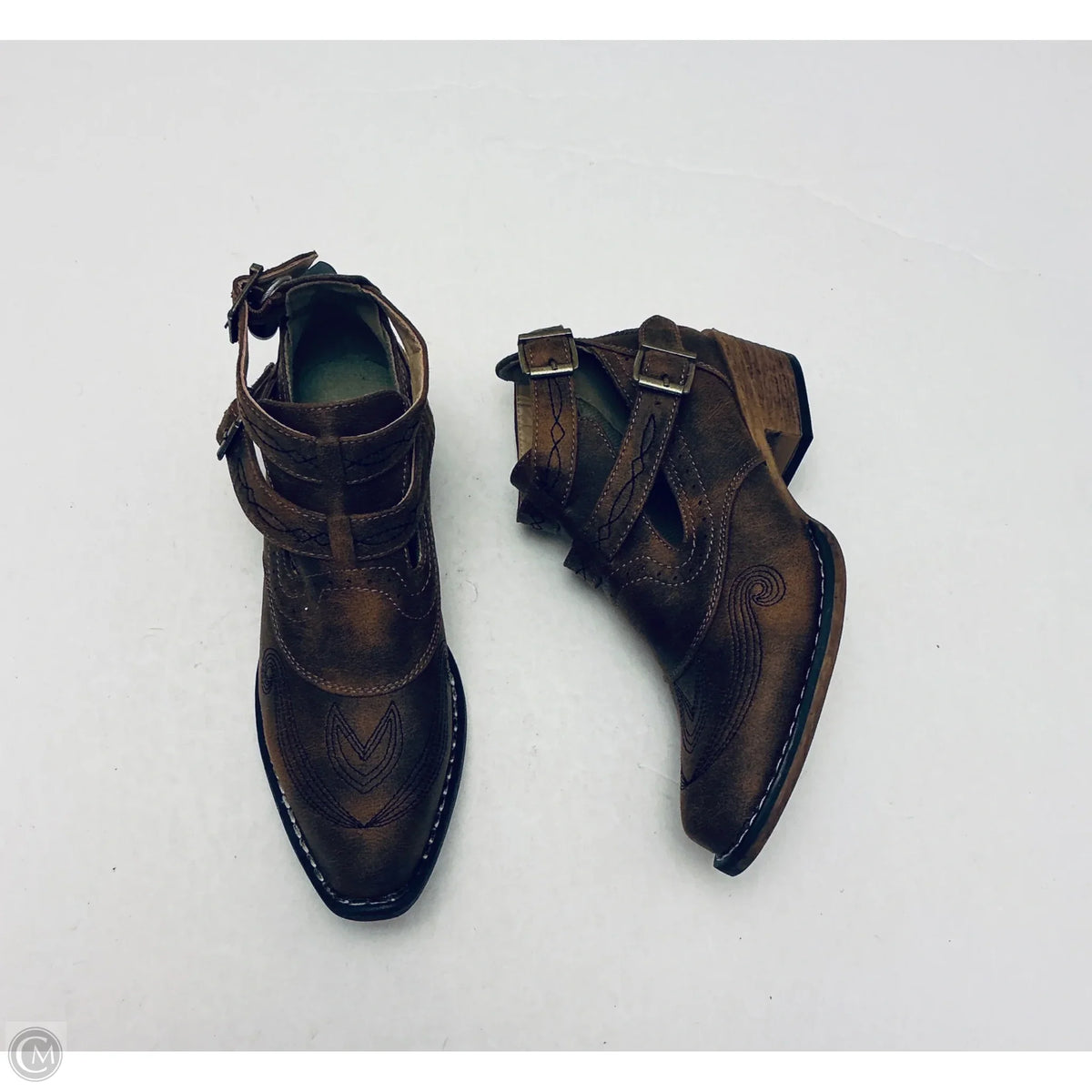 Boots Ankle Flats By Roper In Brown, Size: 7