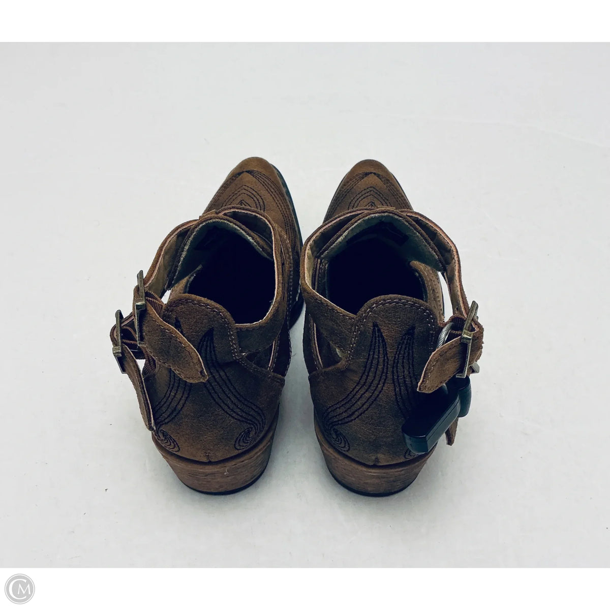 Boots Ankle Flats By Roper In Brown, Size: 7