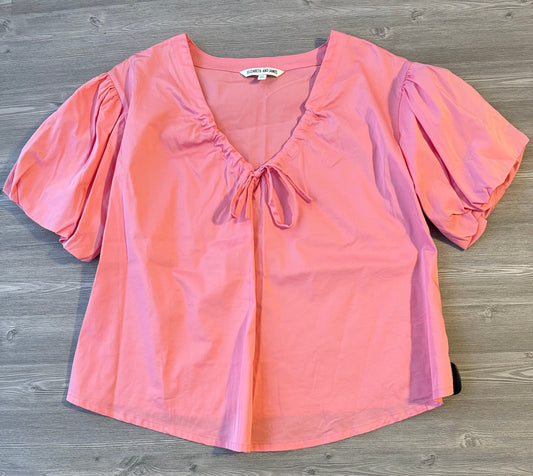 Top Short Sleeve By Elizabeth And James  Size: Xs