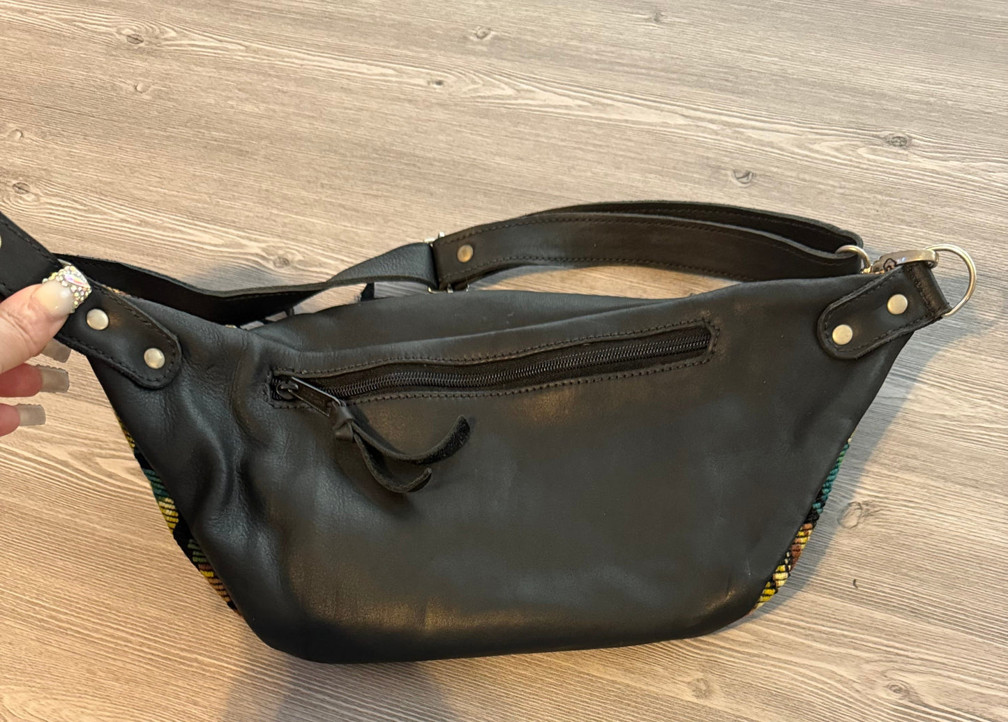 Belt Bag Leather By Clothes Mentor  Size: Medium