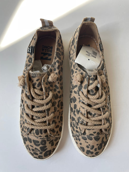 Animal Print Shoes Flats Billabong, Size 7