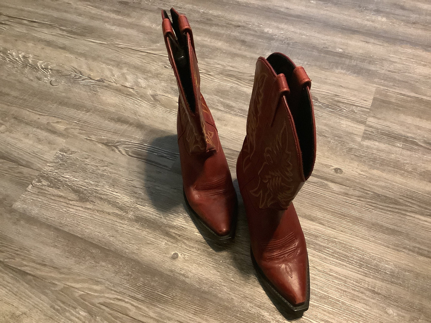 Red Boots Western Laredo, Size 7