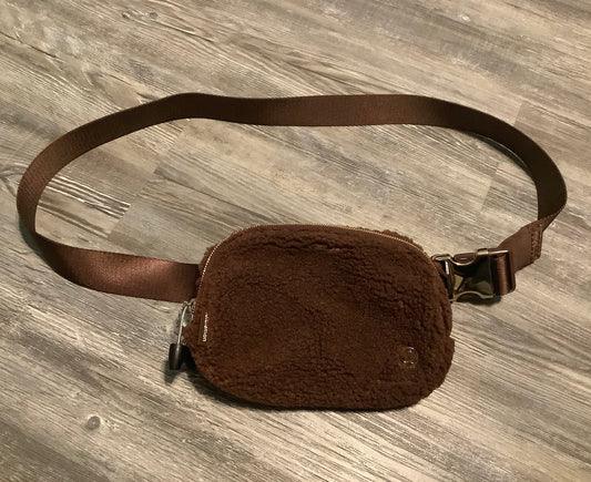 Belt Bag Lululemon, Size Medium
