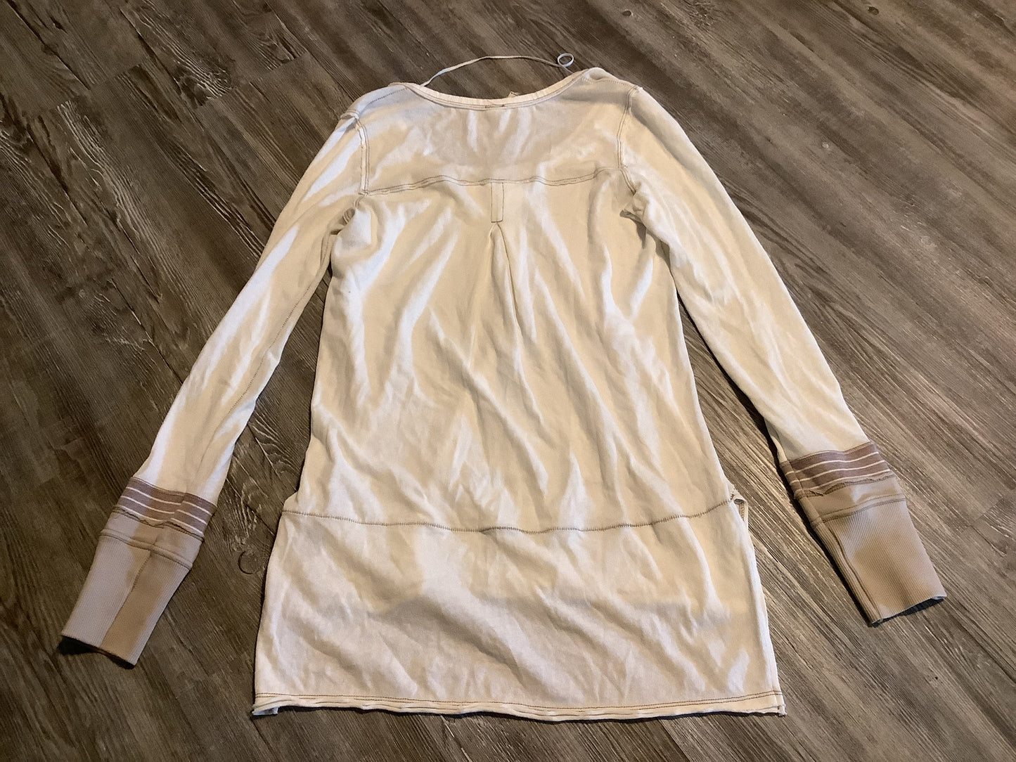 Top Long Sleeve By We The Free In Cream, Size: Xs