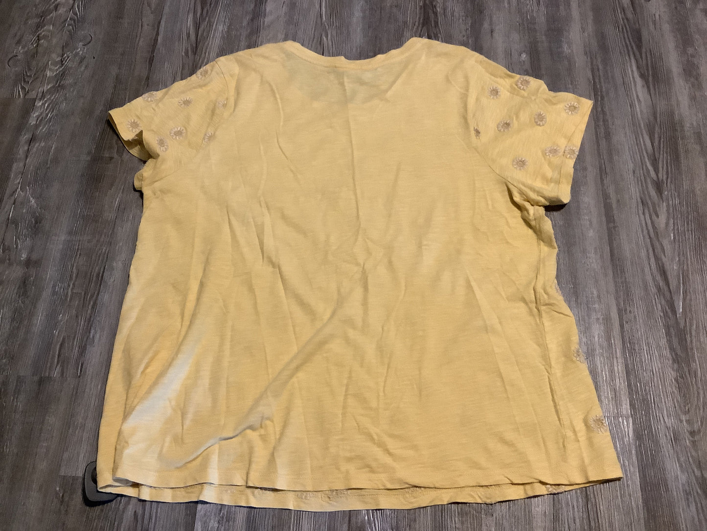 Top Short Sleeve Basic By Lucky Brand In Yellow, Size: 2x