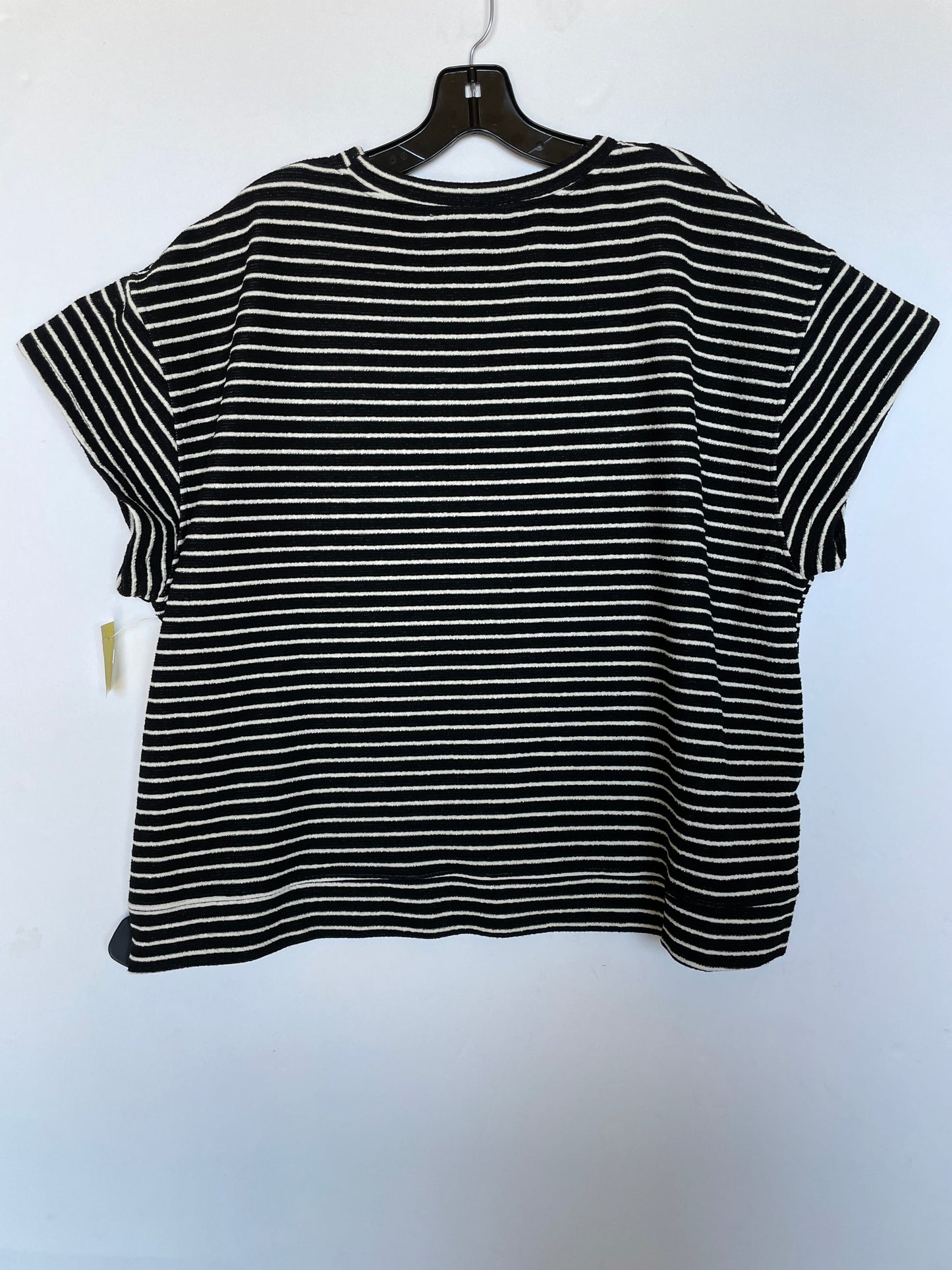 Top Short Sleeve By Cmc In Striped Pattern, Size: 1x