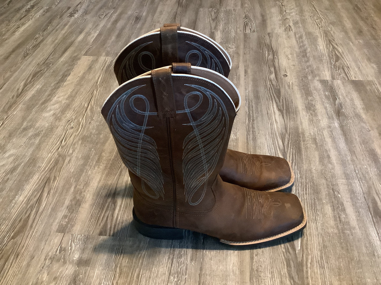 Boots Western By Ariat In Brown, Size: 11