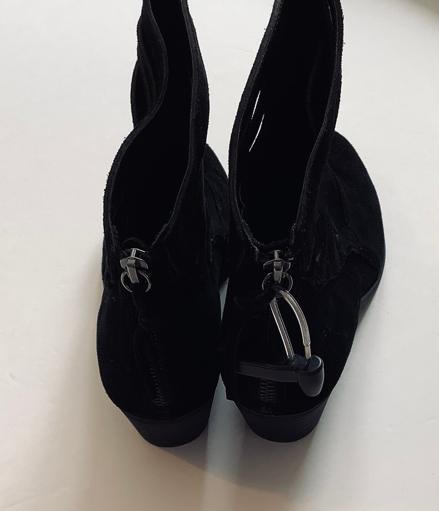 Boots Ankle Flats By Yellow Box In Black, Size: 10