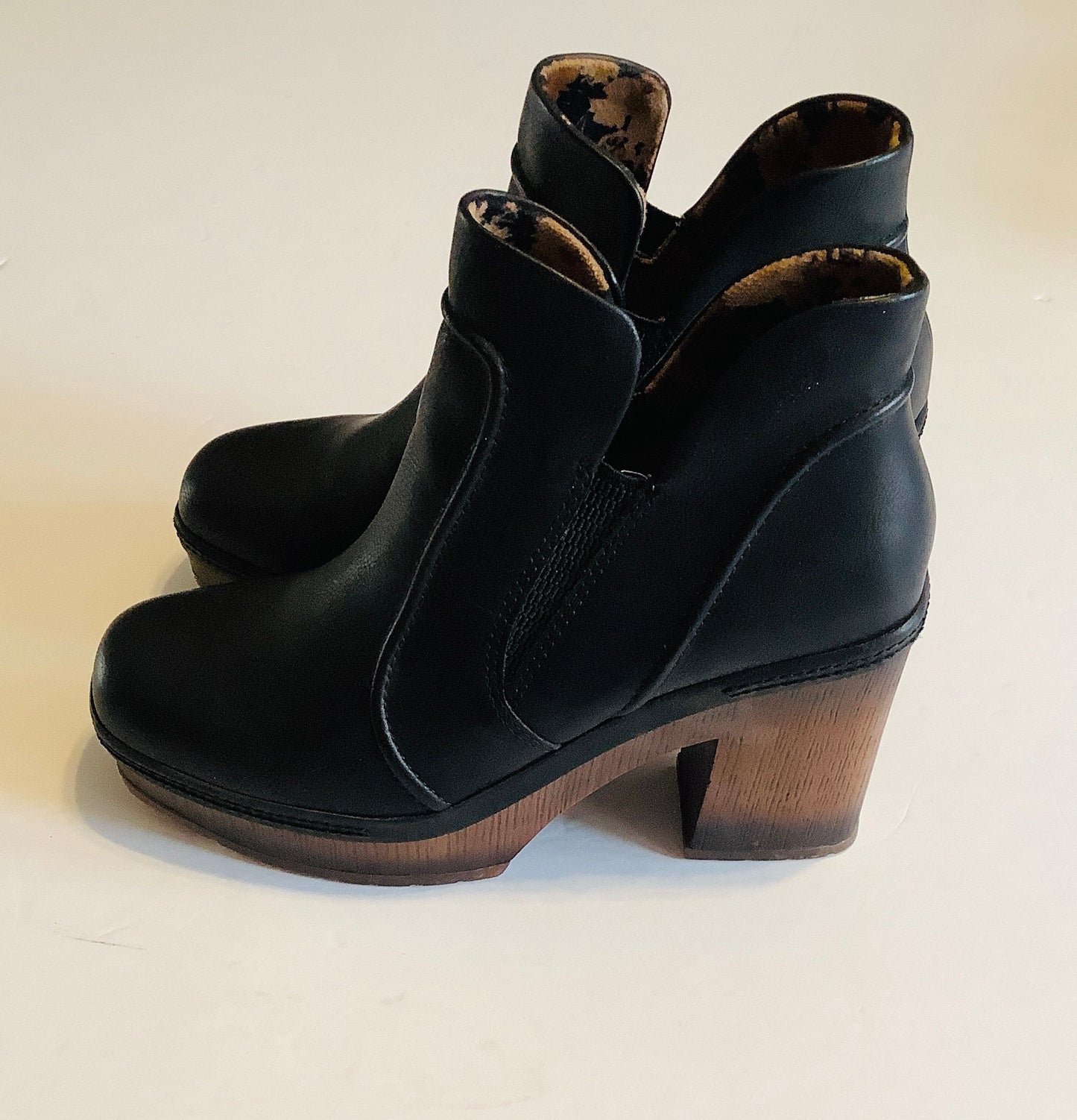 Shoes Heels Block By Korks In Black, Size: 8