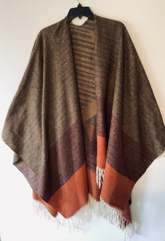 Poncho By Cme In Brown, Size: 0