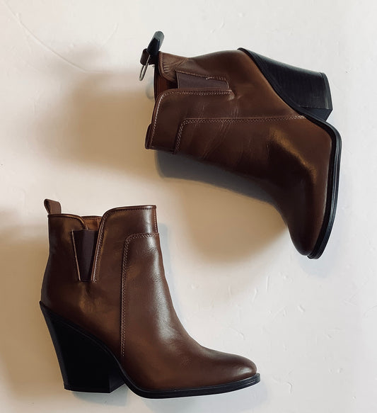 Boots Ankle Heels By Franco Sarto In Brown, Size: 8.5