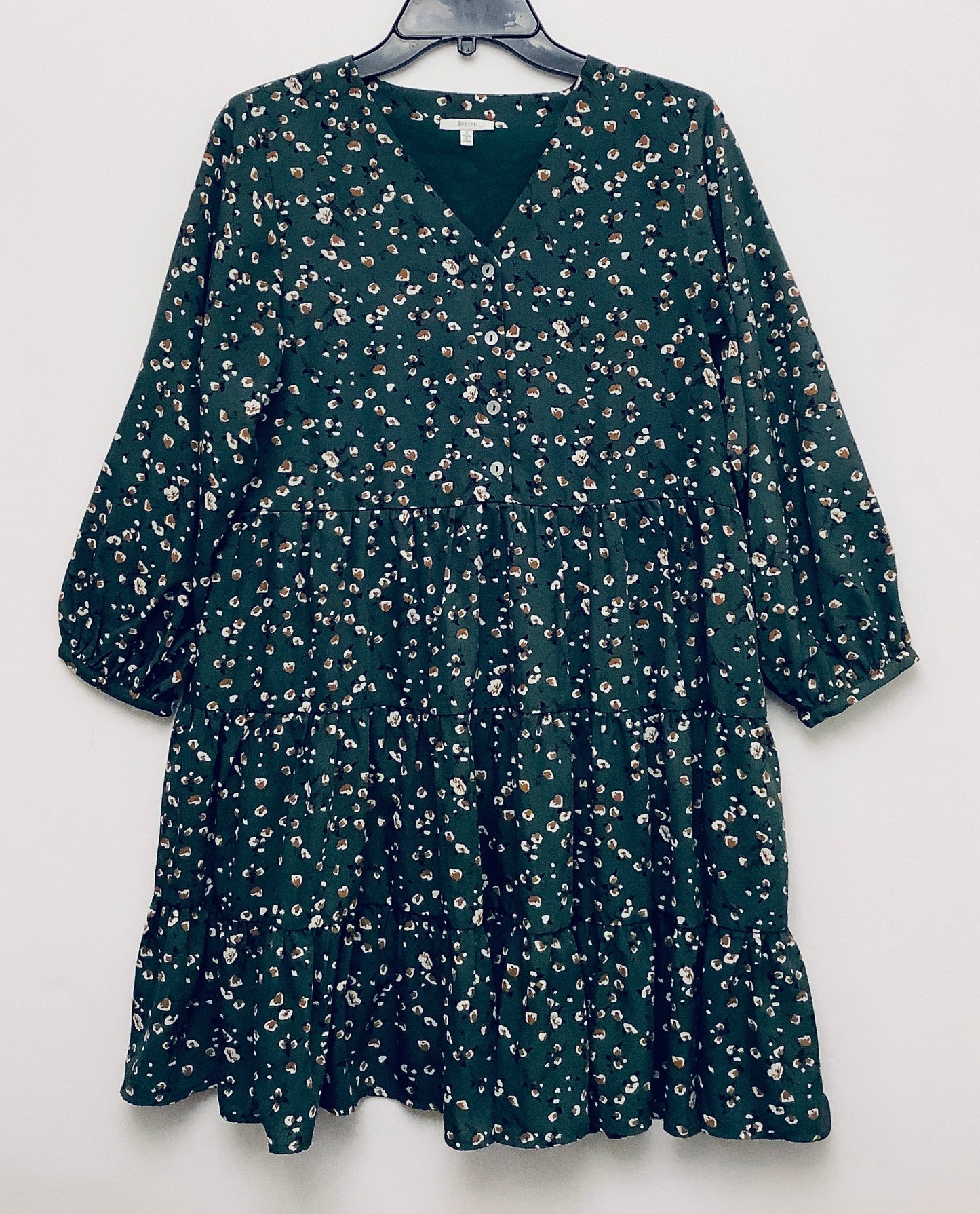 Dress Casual Short By Jodifl In Green, Size: S