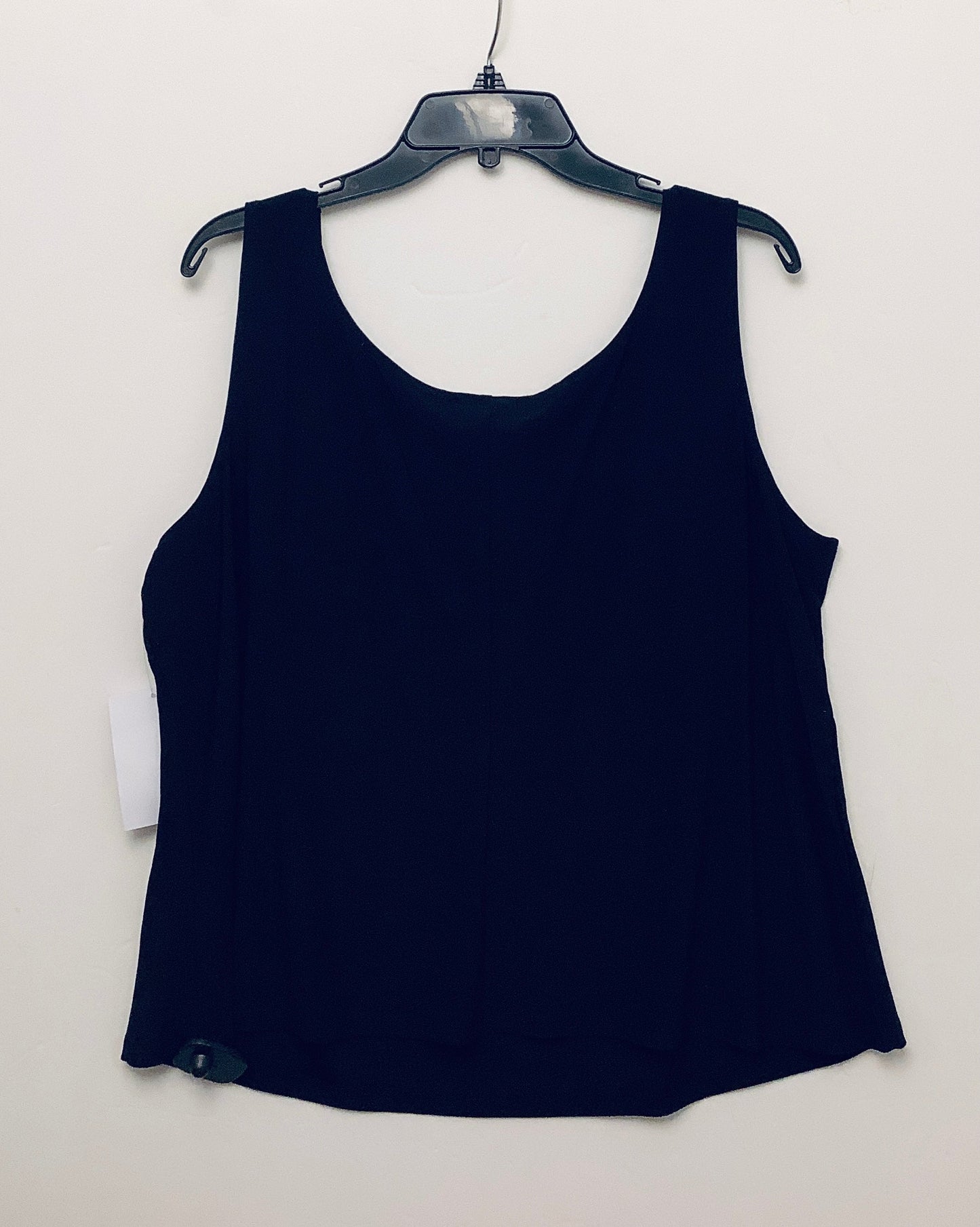 Top Sleeveless By R And M Richards In Black, Size: 18