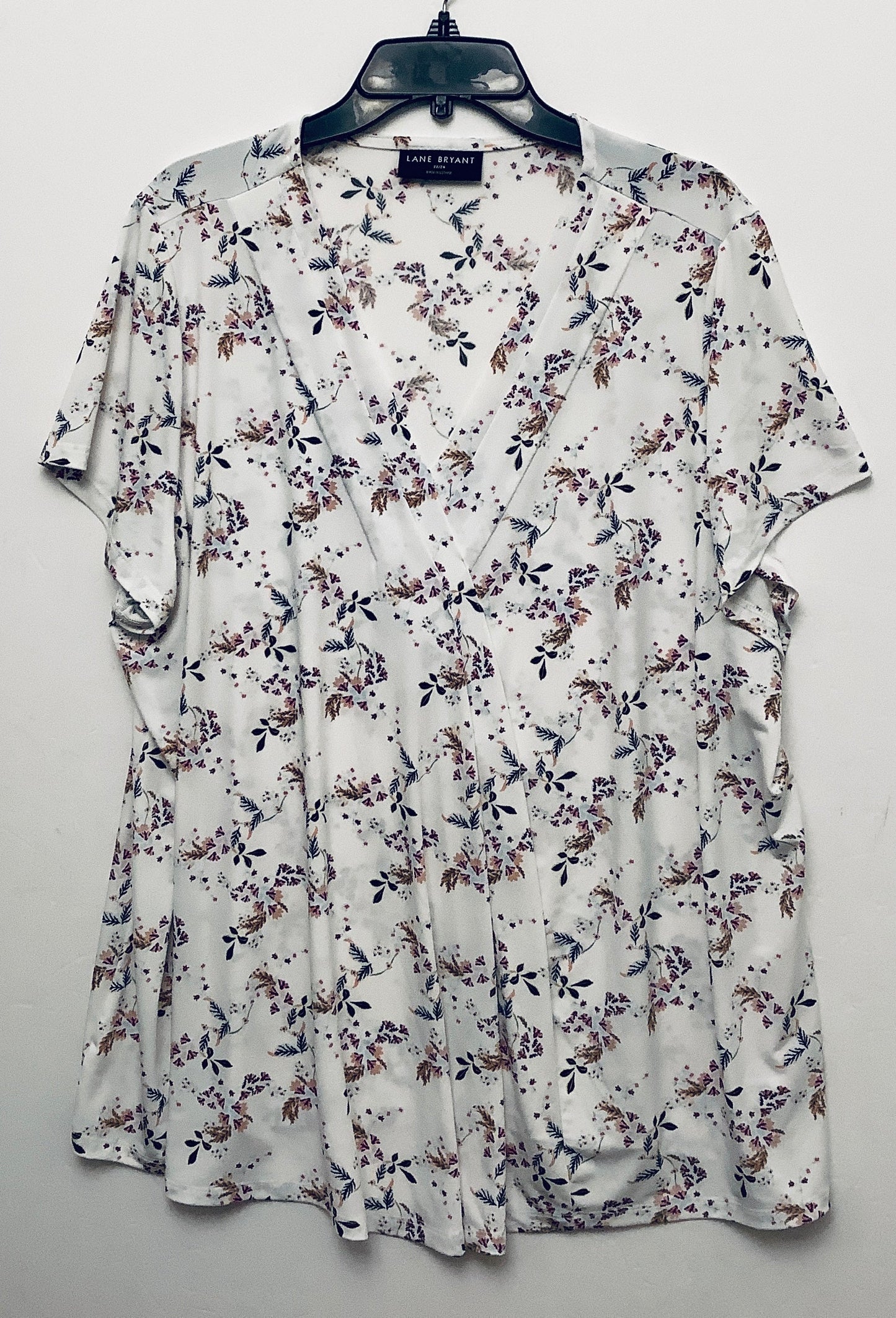 Top Short Sleeve By Lane Bryant In White, Size: 2x