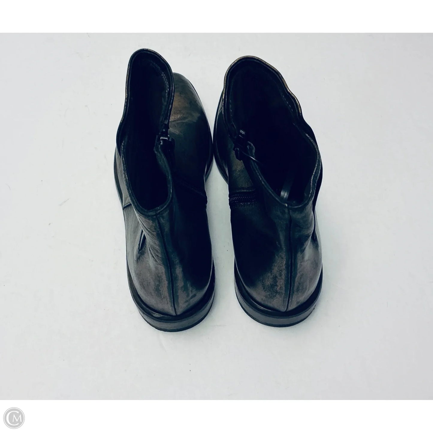 Boots Ankle Flats By Cmb In Gold, Size: 7.5