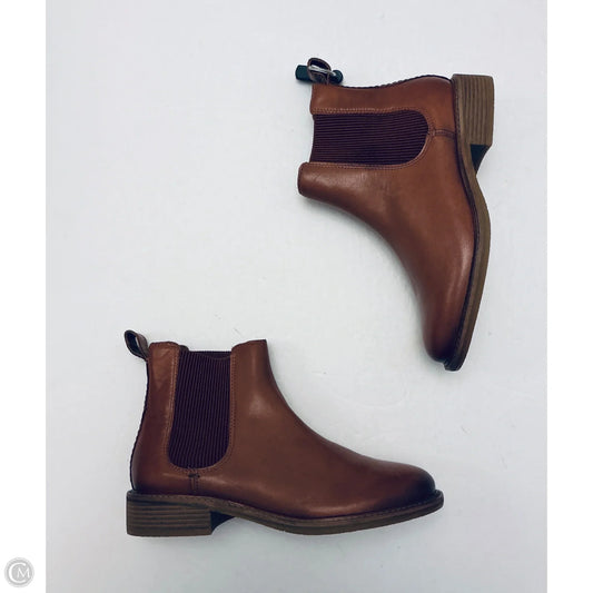 Boots Ankle Flats By Clarks In Brown, Size: 7