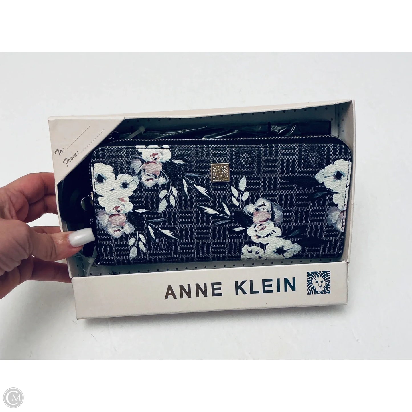 Wristlet By Anne Klein, Size: Large