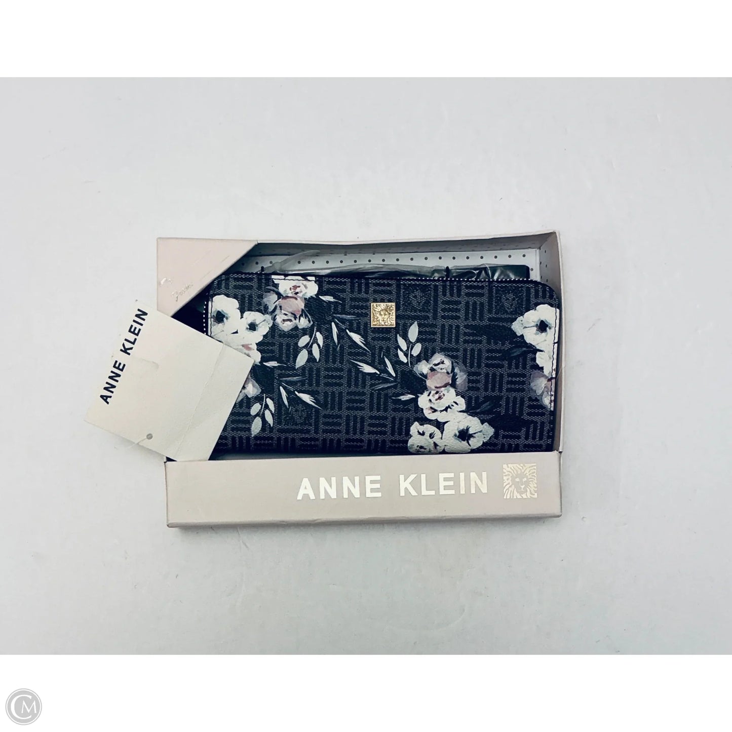 Wristlet By Anne Klein, Size: Large