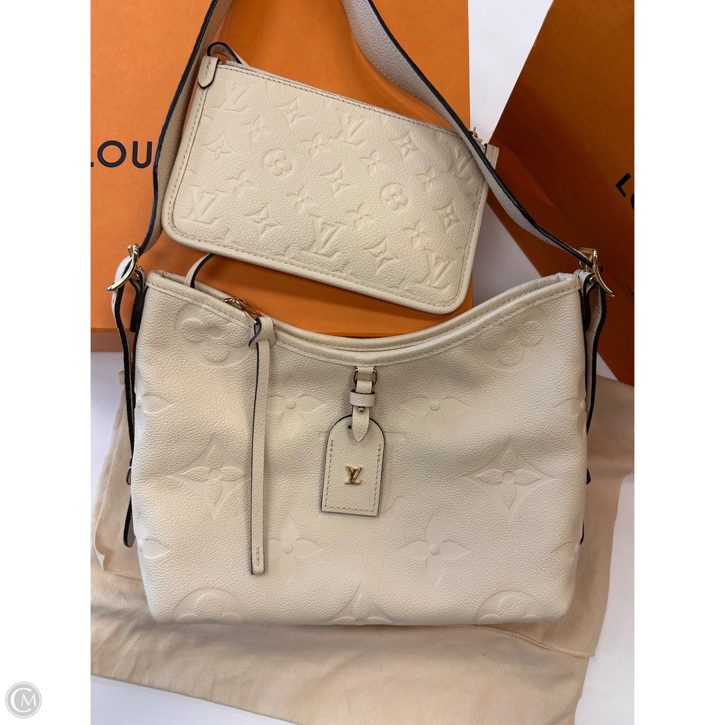 Handbag Luxury Designer By Louis Vuitton, Size: Medium