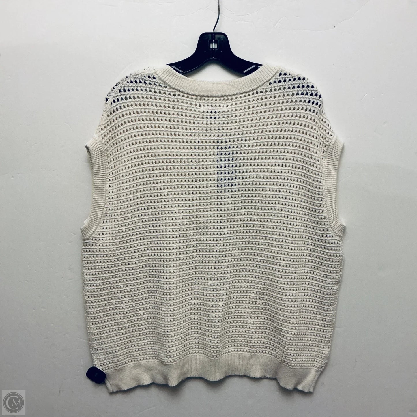 Top Sleeveless By Universal Thread In Cream, Size: Xl