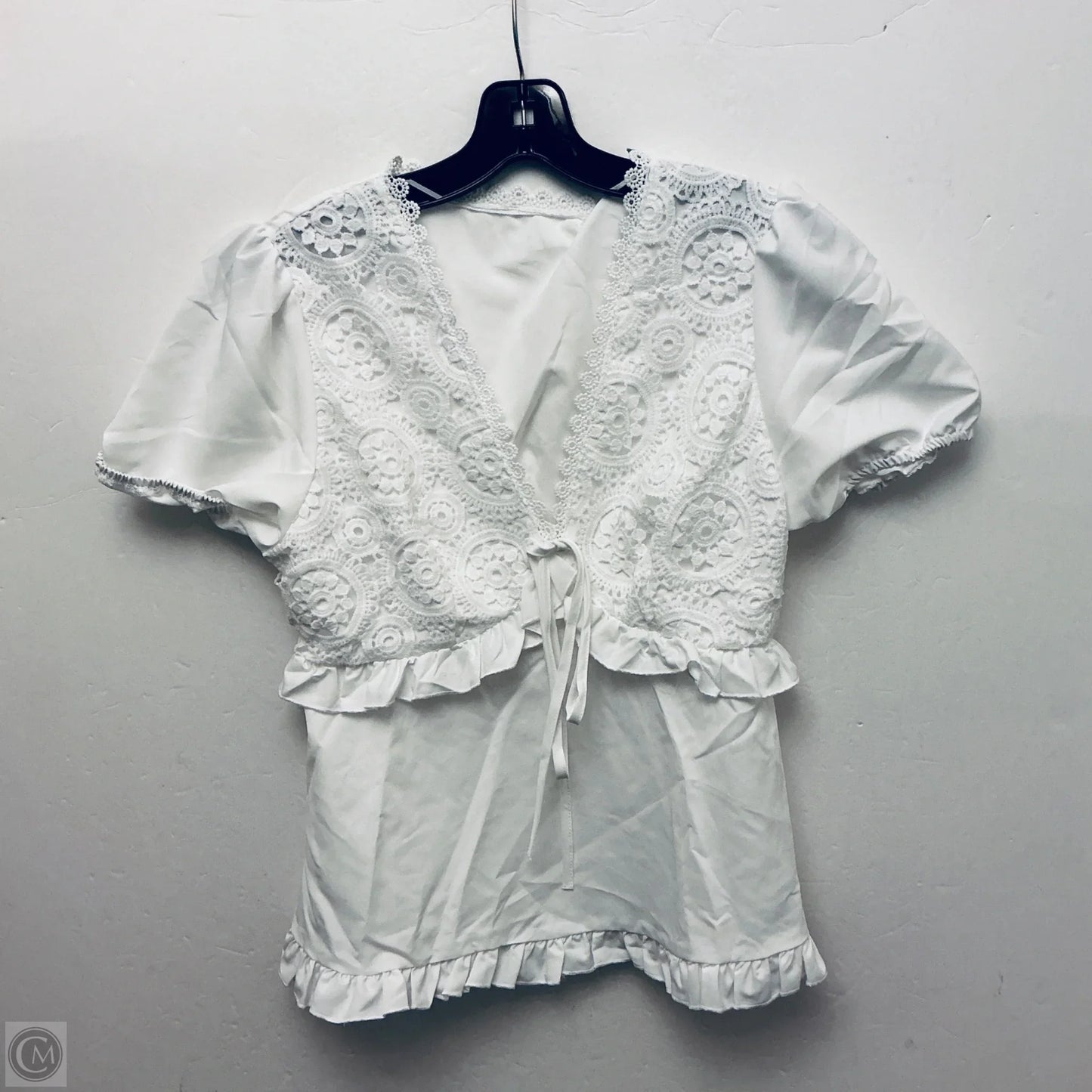 Top Short Sleeve By Shein In White, Size: M