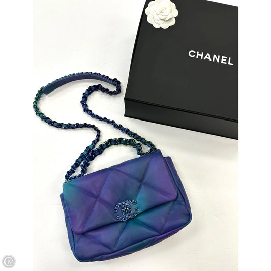 Handbag Luxury Designer By Chanel, Size: Medium