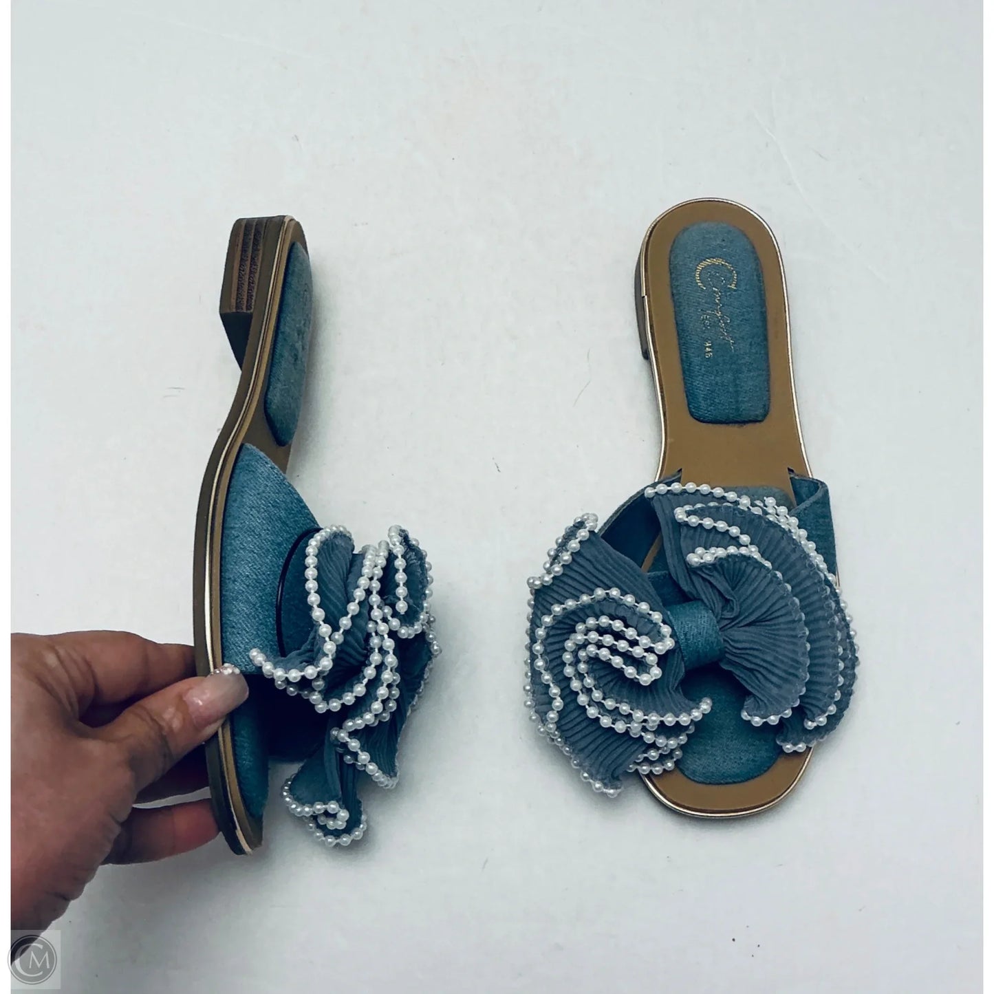 Sandals Flats By Cato In Blue, Size: 7