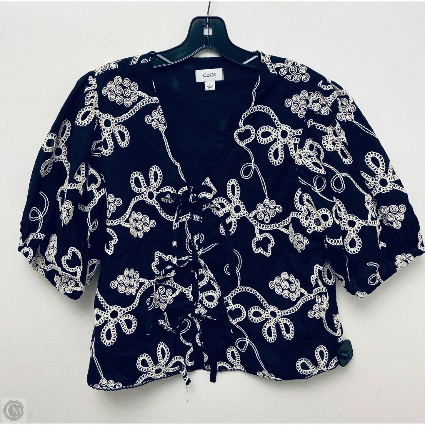 Top Short Sleeve By Cece In Navy, Size: L