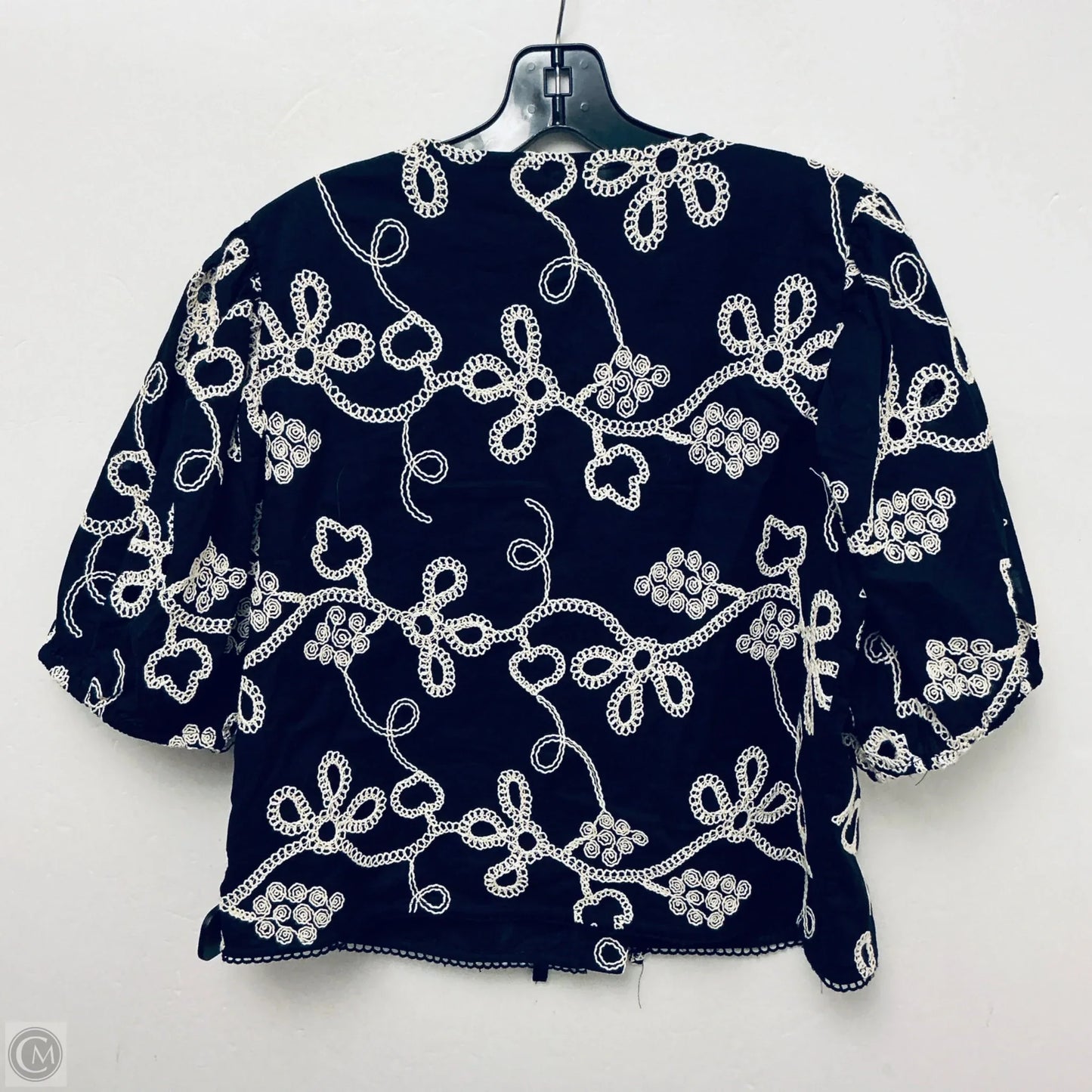 Top Short Sleeve By Cece In Navy, Size: L