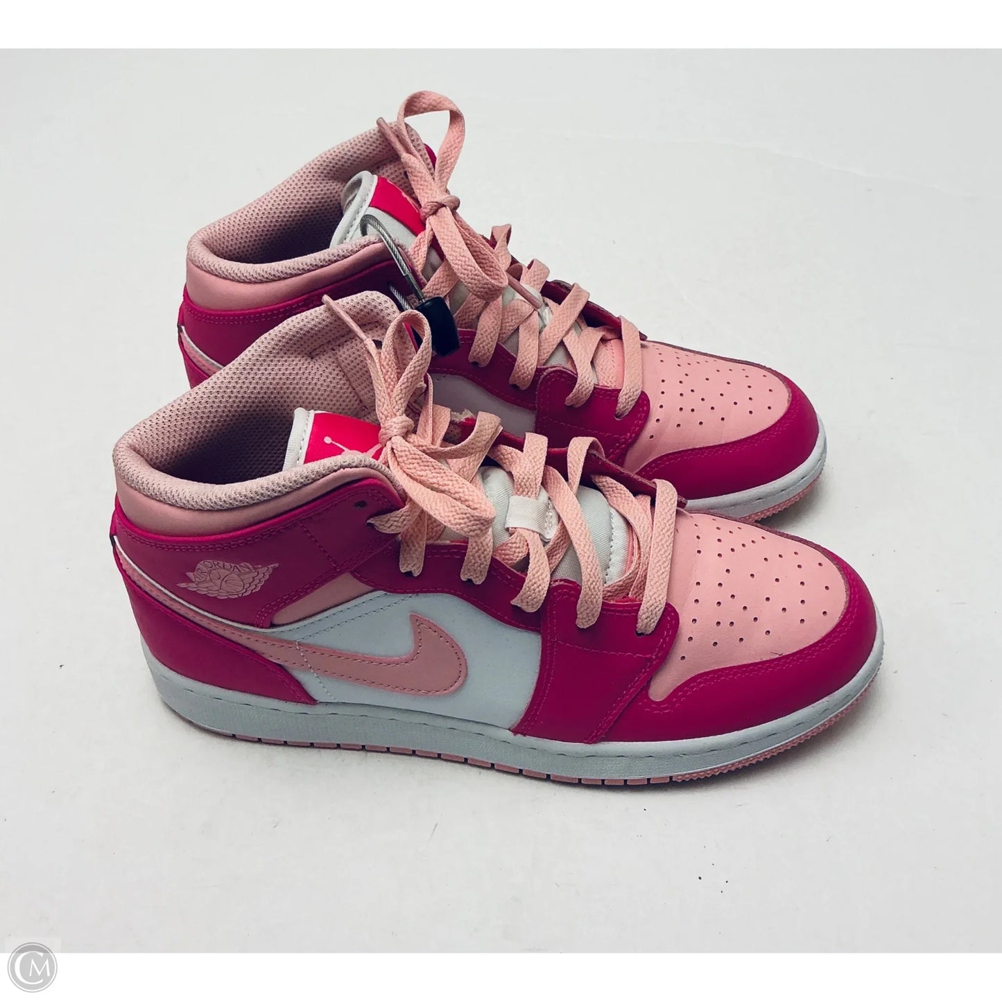 Shoes Luxury Designer By Jordan In Pink, Size: 8