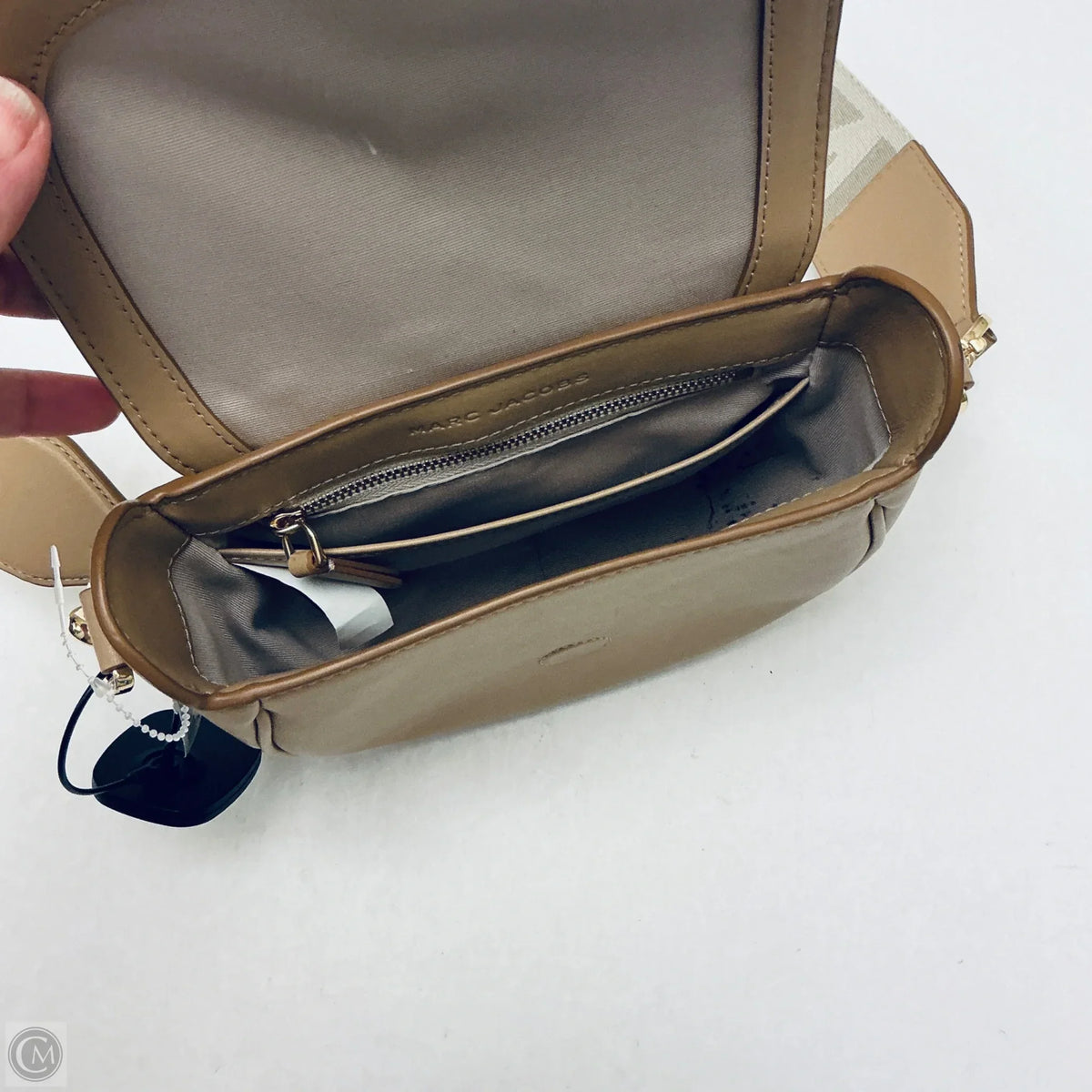 Crossbody Luxury Designer By Marc Jacobs, Size: Small
