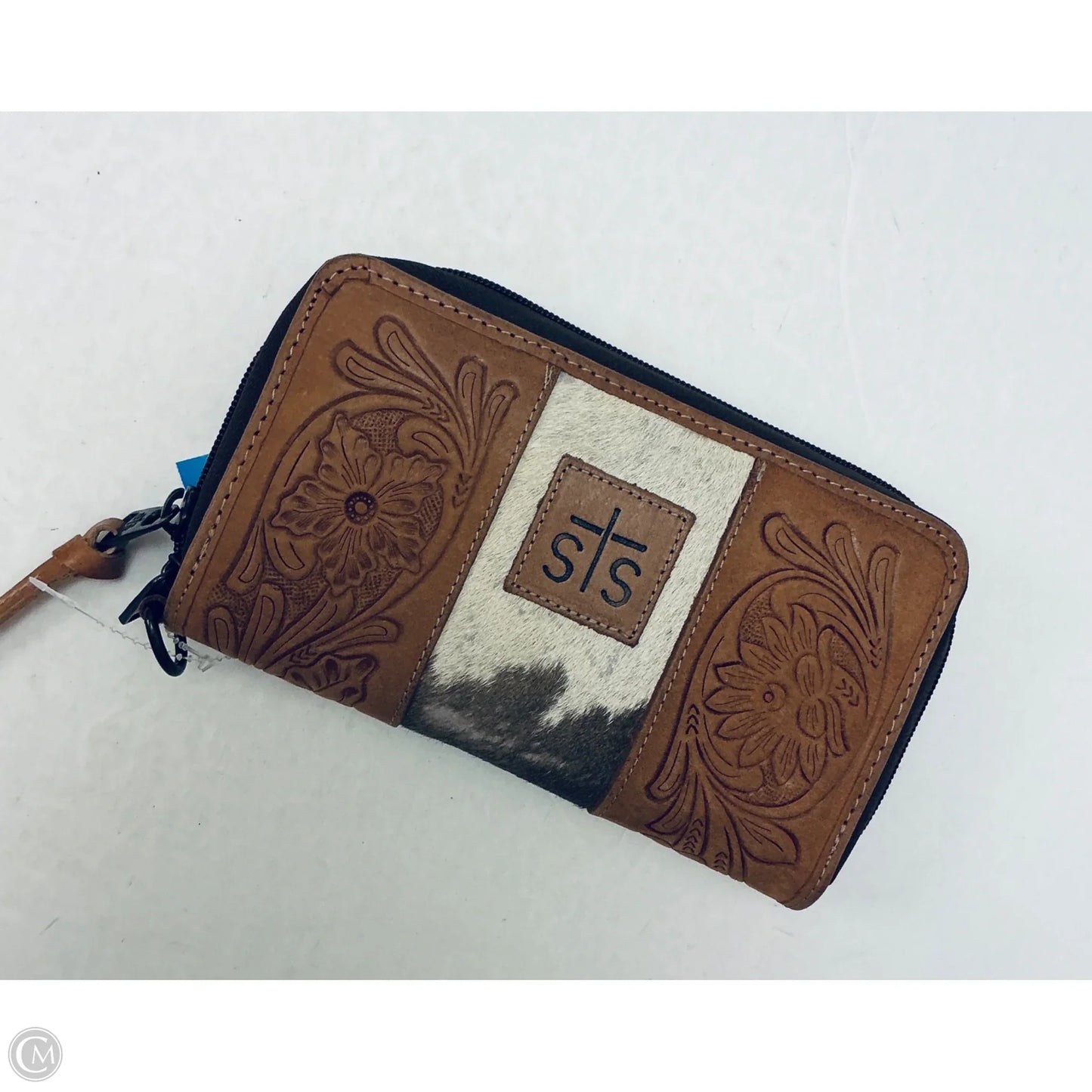 Wallet By Cmb, Size: Large
