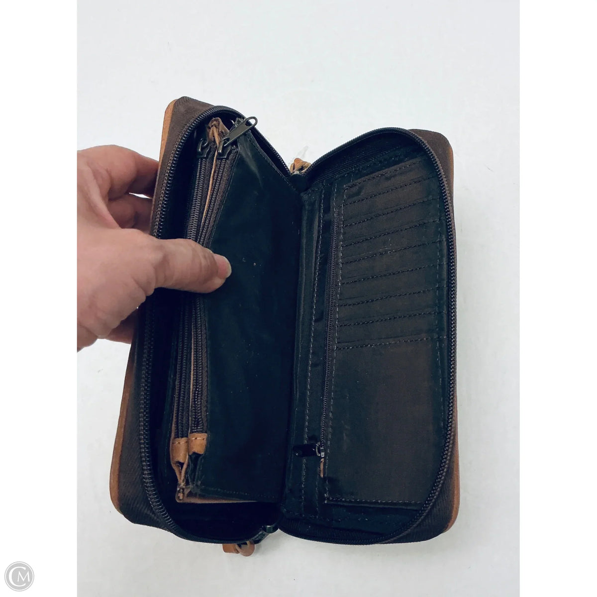 Wallet By Cmb, Size: Large