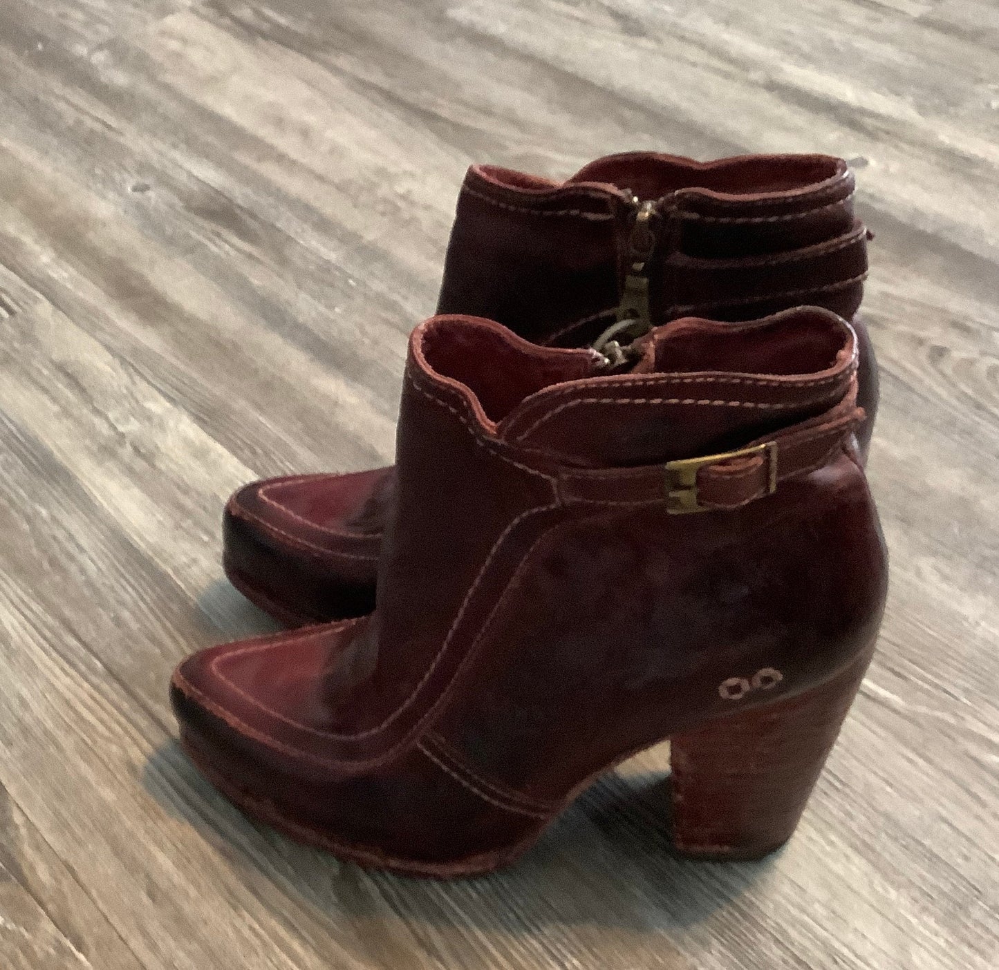 Boots Ankle Heels By Bed Stu  Size: 8.5