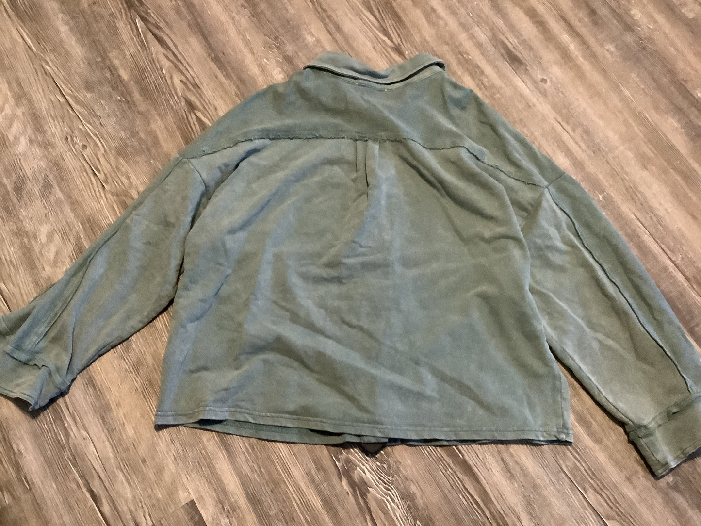 Top Long Sleeve By Fantastic Fawn In Green, Size: S