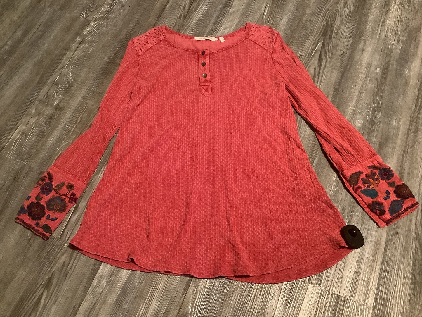 Top Long Sleeve By Soft Surroundings In Red, Size: Petite  M