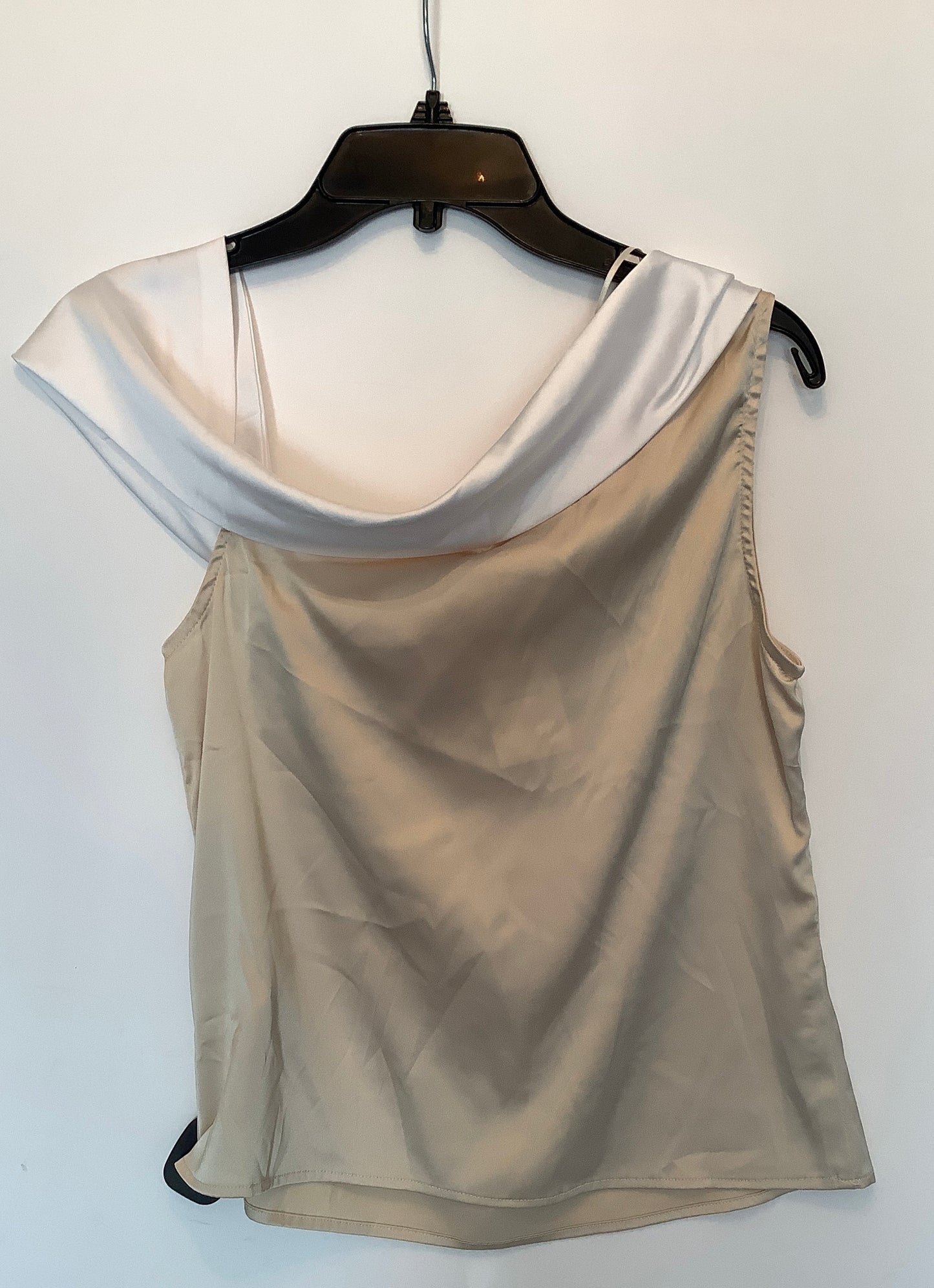 Top Sleeveless By Clothes Mentor In Gold & White, Size: S