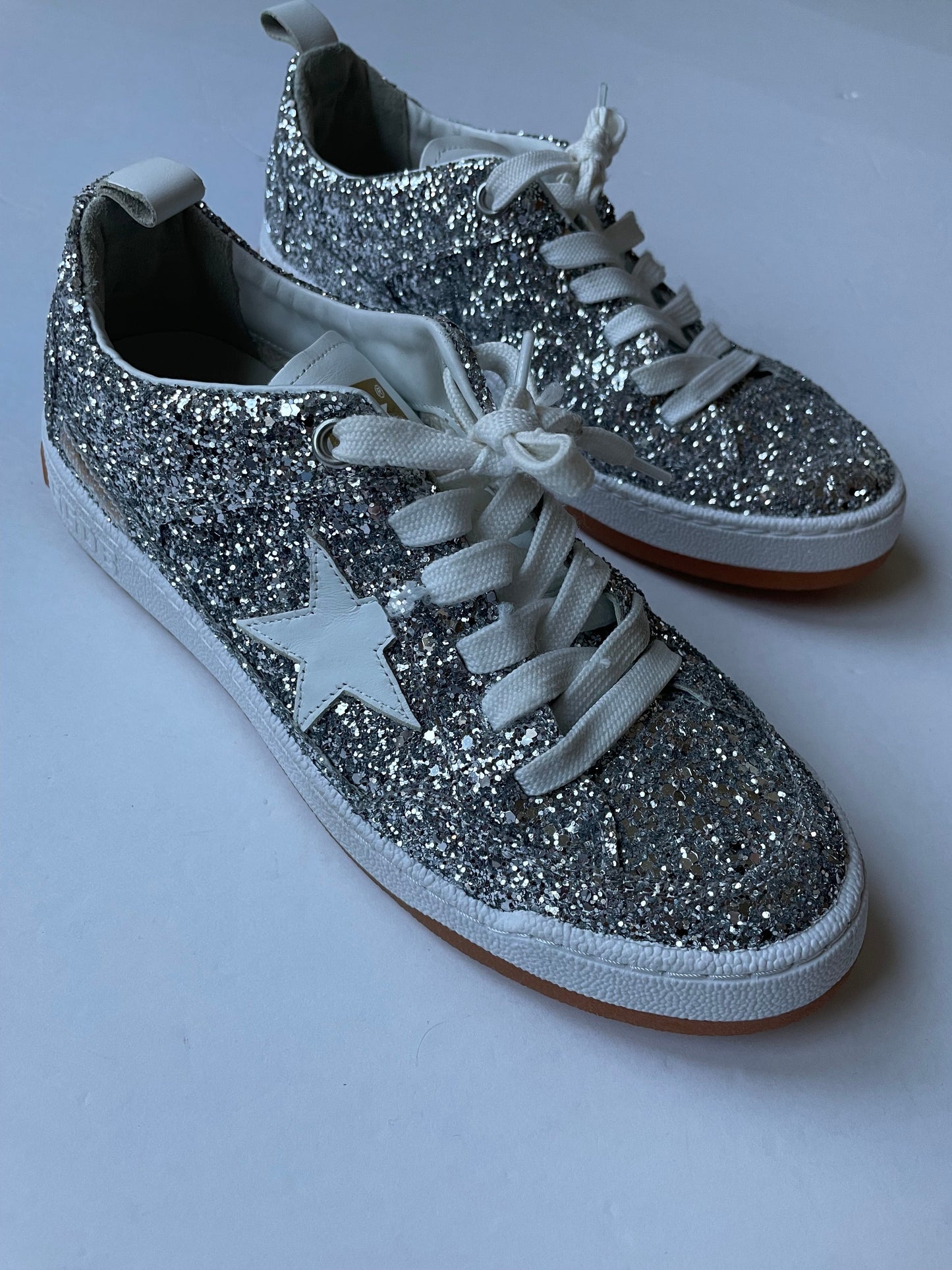 Shoes Luxury Designer By Golden Goose In Silver, Size: 10