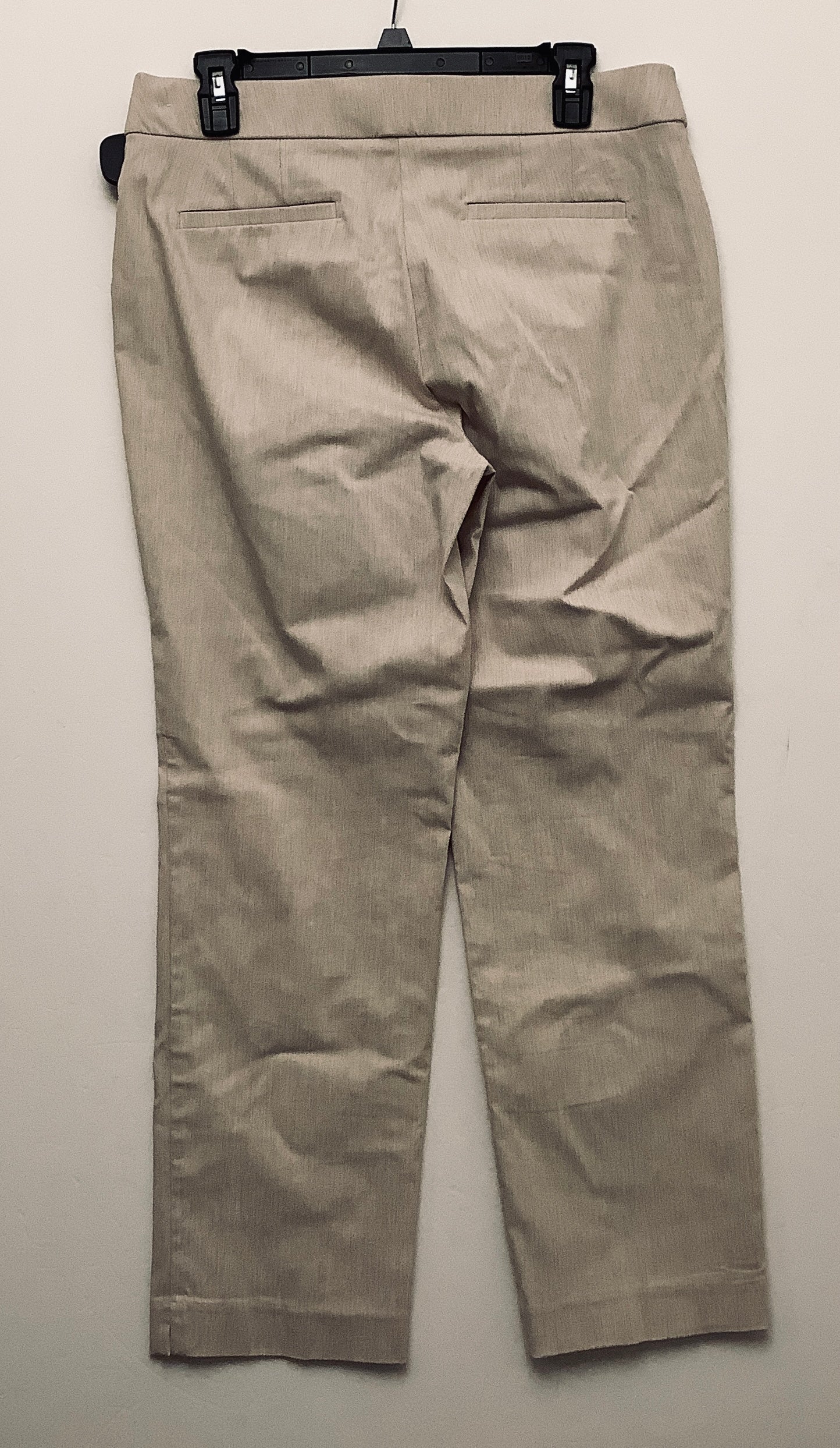 Pants Cropped By Liz Claiborne In Tan, Size: 6