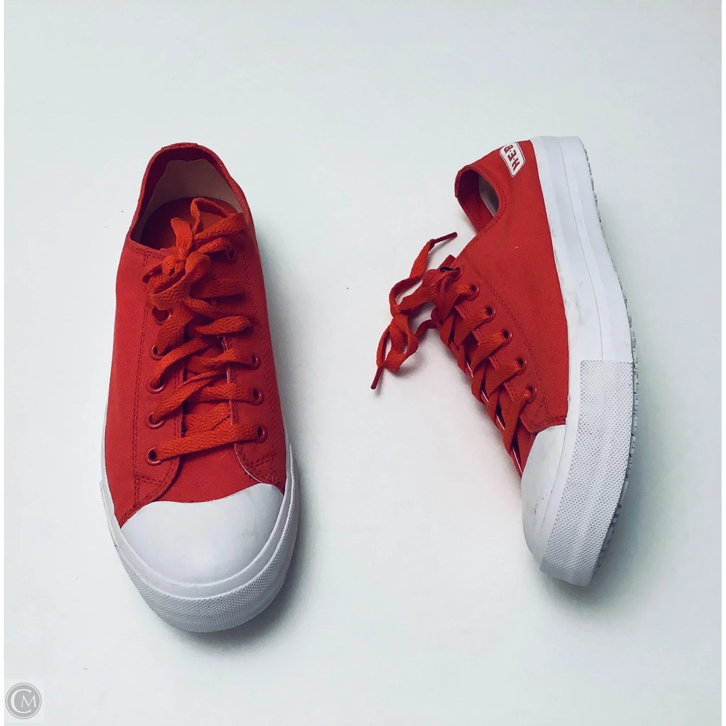 Shoes Sneakers By Clothes Mentor In Red, Size: 9.5