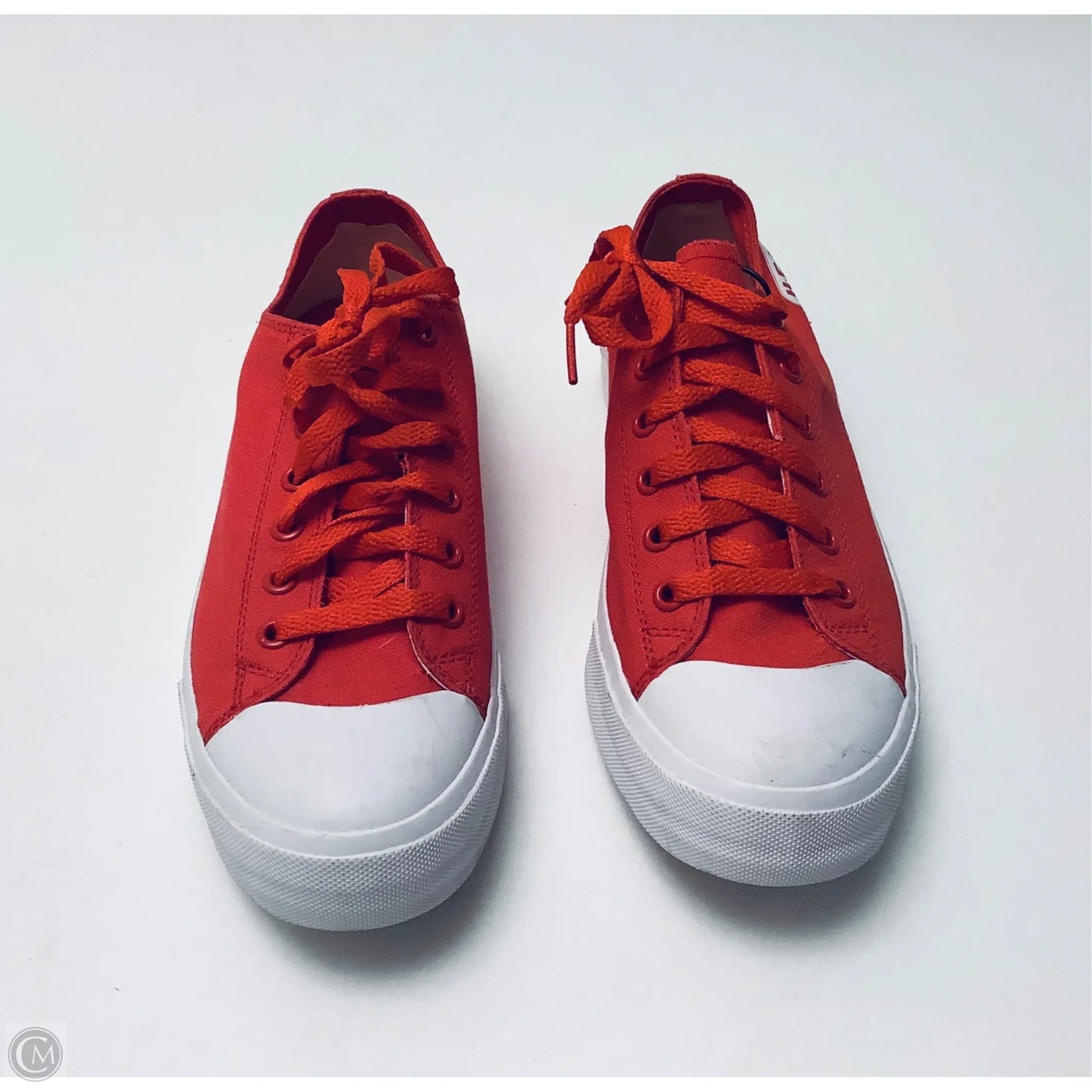Shoes Sneakers By Clothes Mentor In Red, Size: 9.5