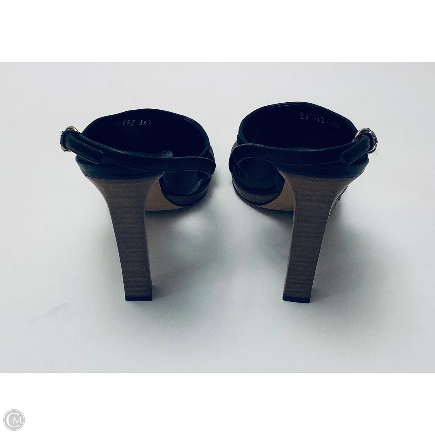 Shoes Luxury Designer By Gucci In Black, Size: 6.5