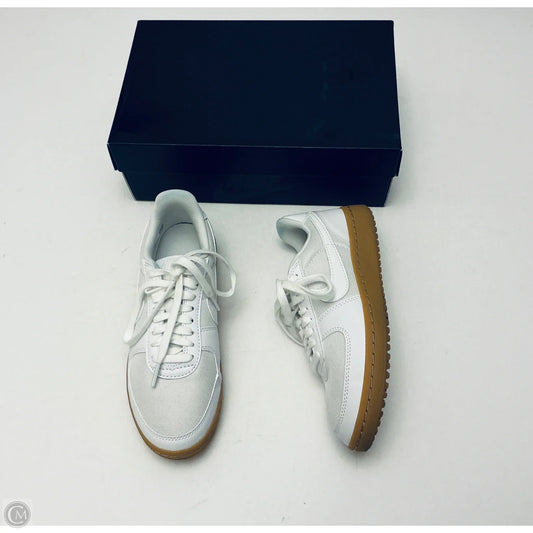 Shoes Sneakers By Nike In White, Size: 6