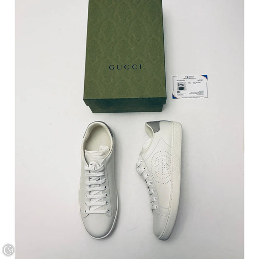 Shoes Luxury Designer By Gucci In White, Size: 8.5