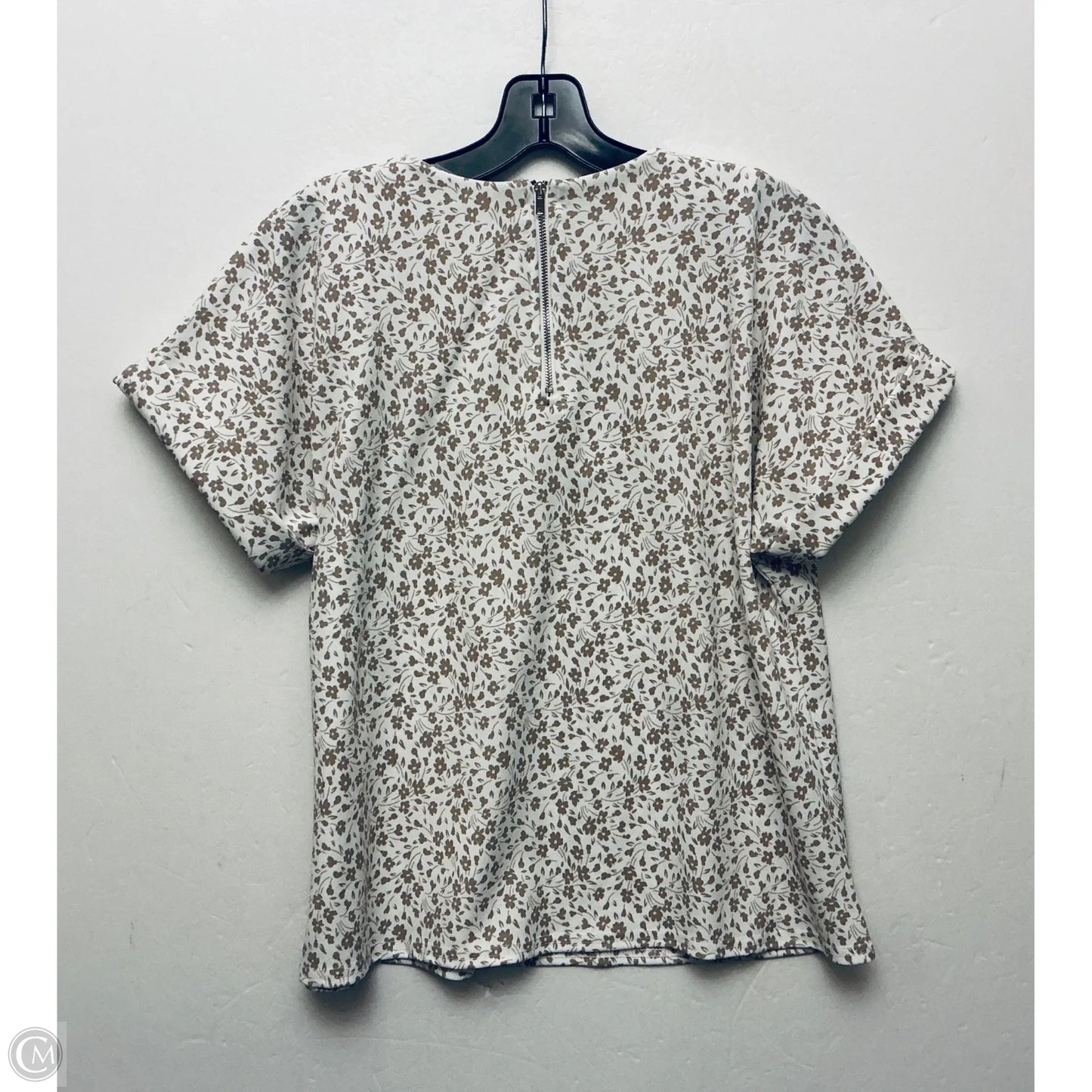 Top Short Sleeve By Melloday In Tan & White, Size: S