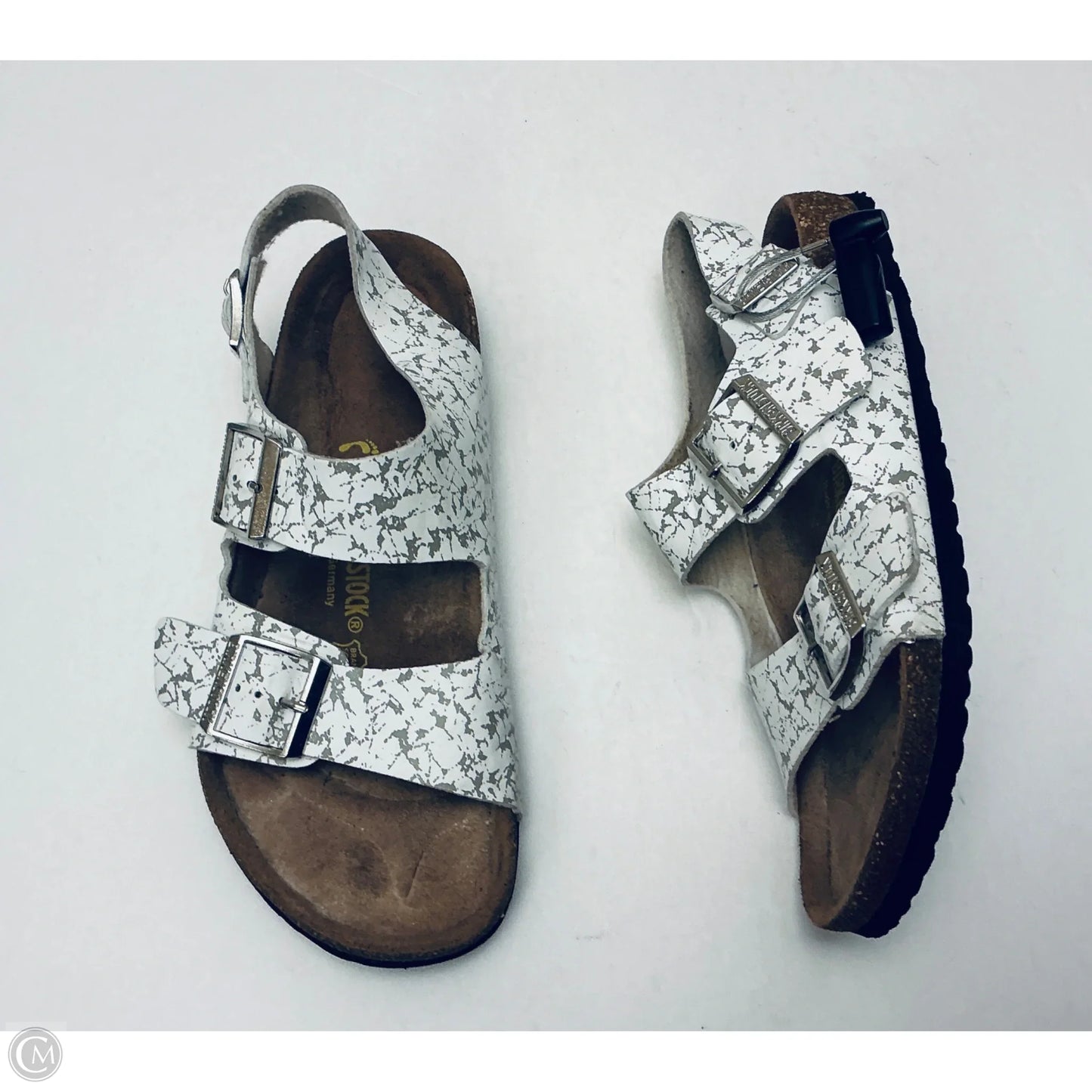 Sandals Flats By Birkenstock In White, Size: 9