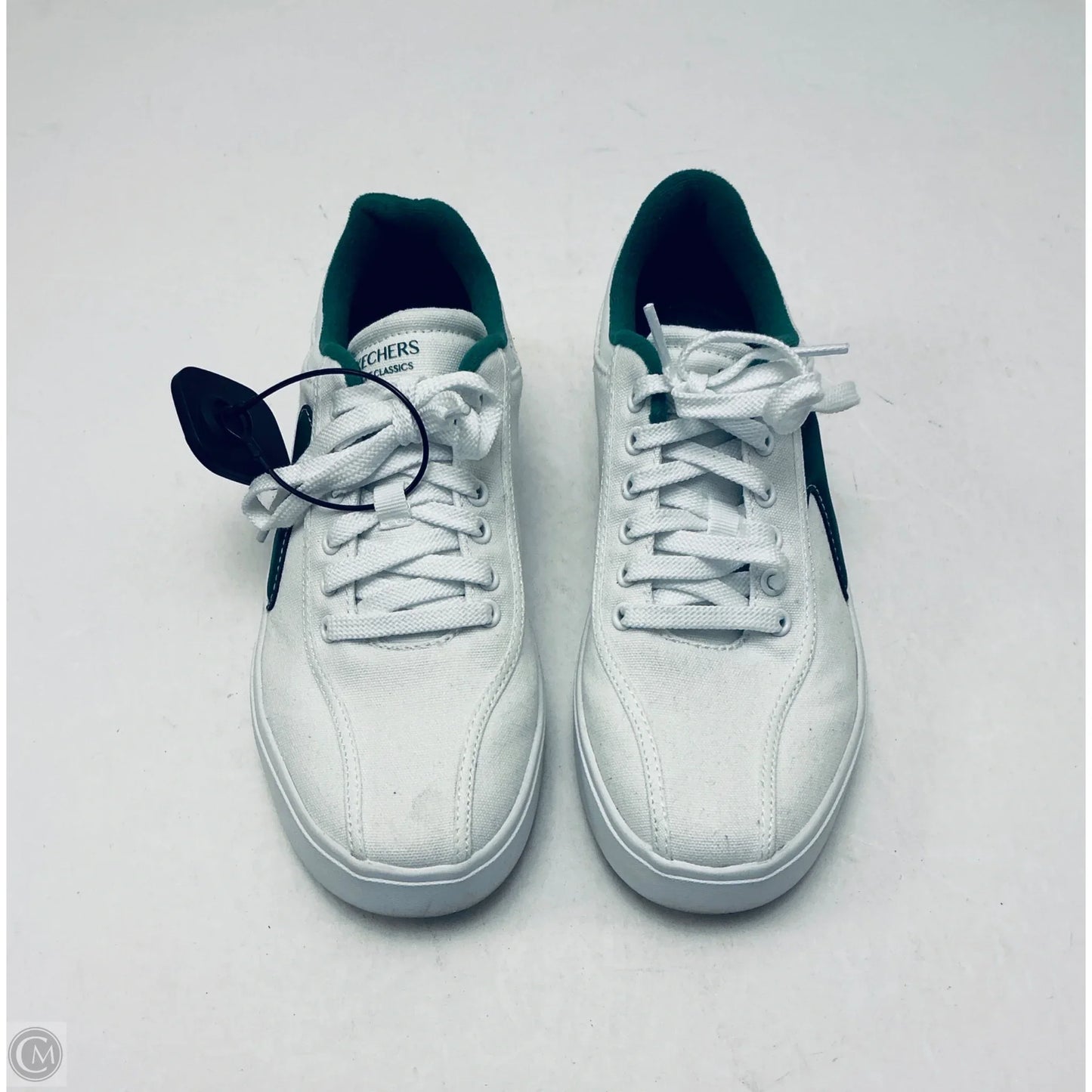 Shoes Sneakers By Skechers In White, Size: 7.5