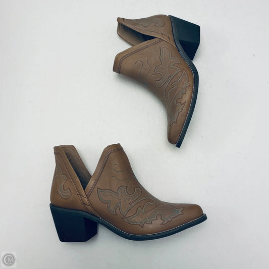 Boots Western By Clothes Mentor In Tan, Size: 10