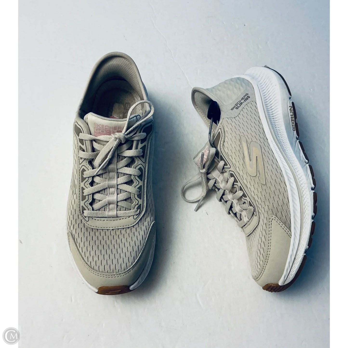 Shoes Sneakers By Skechers In Tan, Size: 8