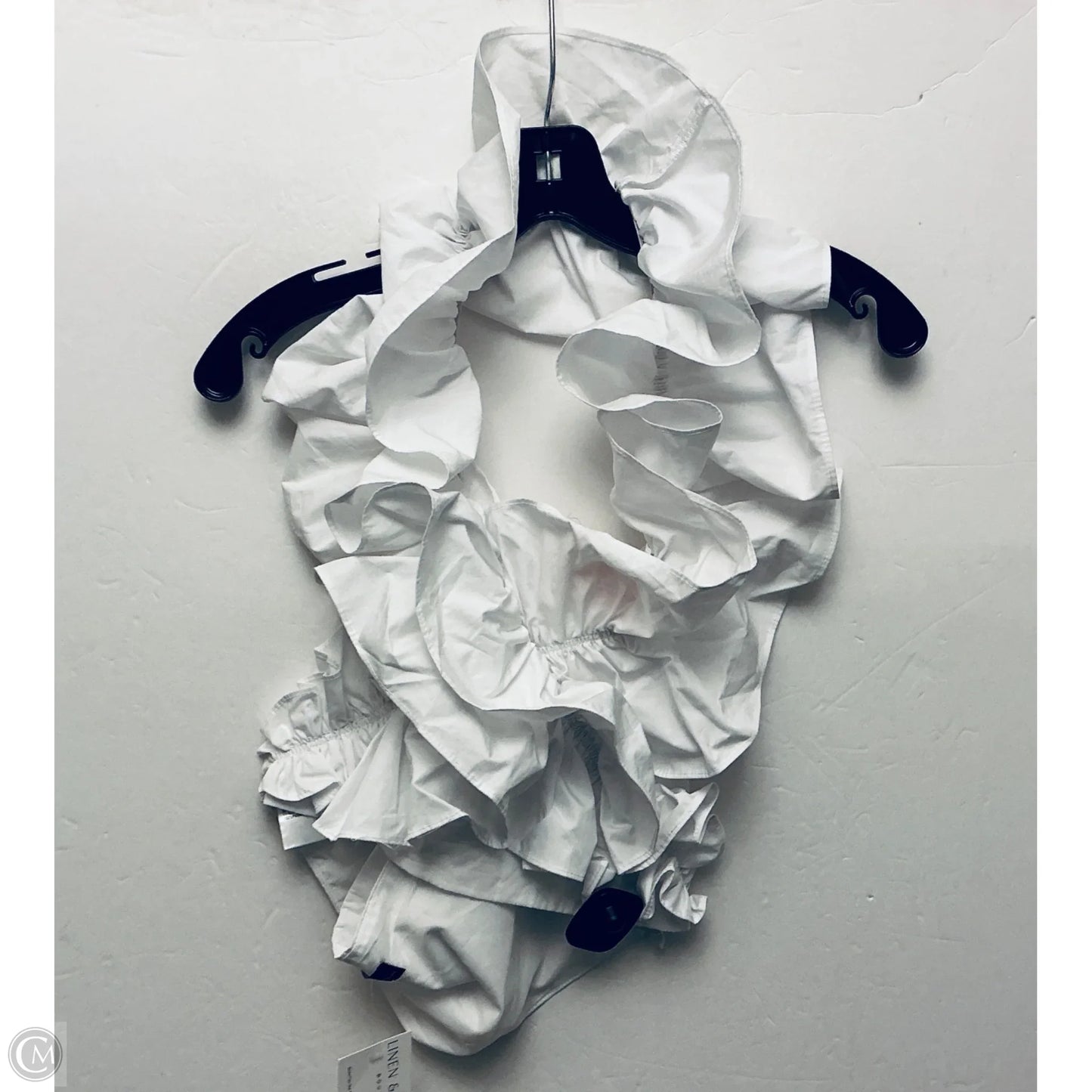 Top Sleeveless By Clothes Mentor In White, Size: M